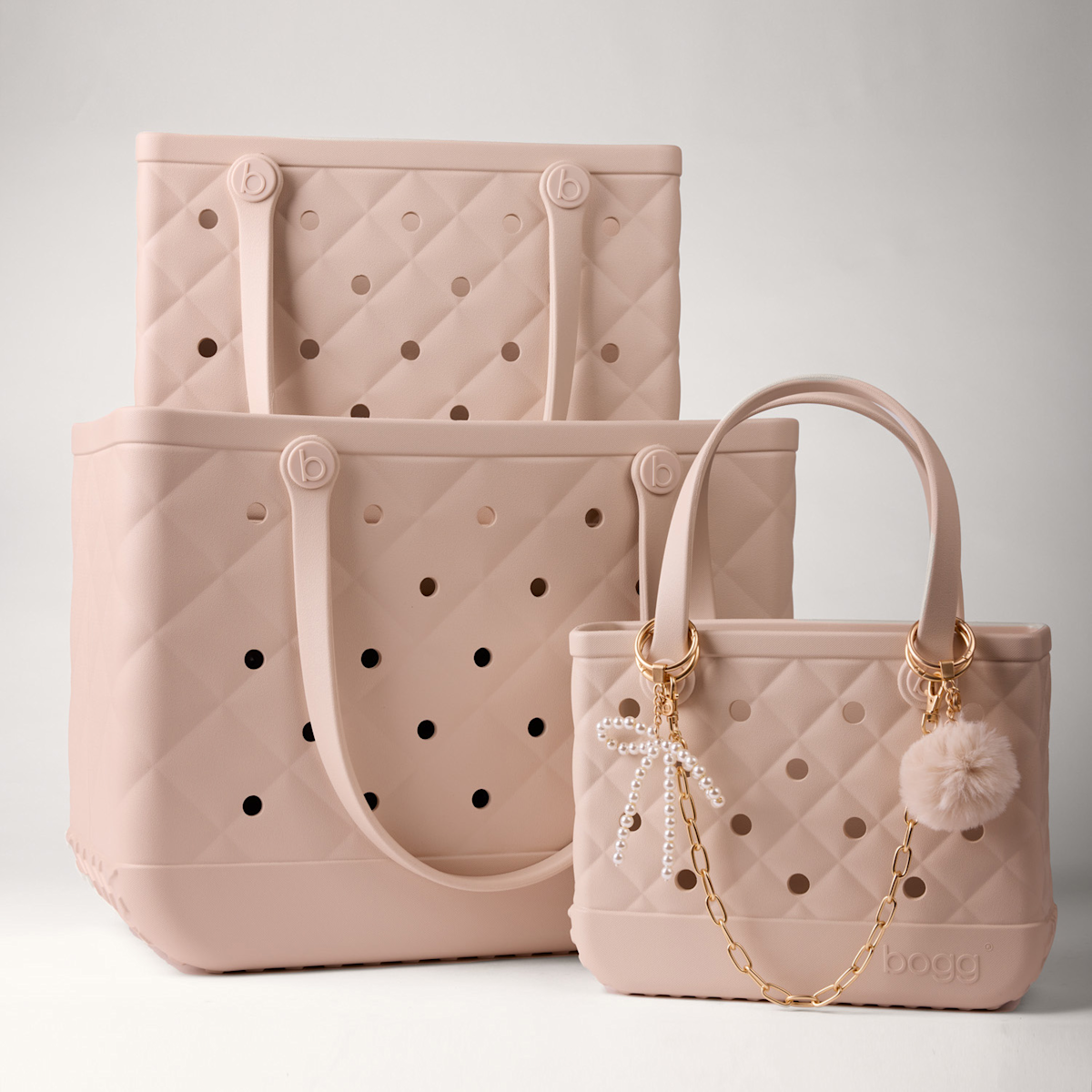 cloudinary__boggbag-ecom__image__upload__EM0032000_LINPF_B__cld_3aef9461-756e-4758-afb6-57cca58d7d10.png